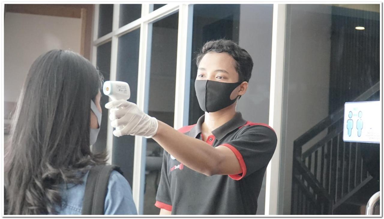 Reddoorz Syariah Near Exit Tol Malang Hotel Luaran gambar