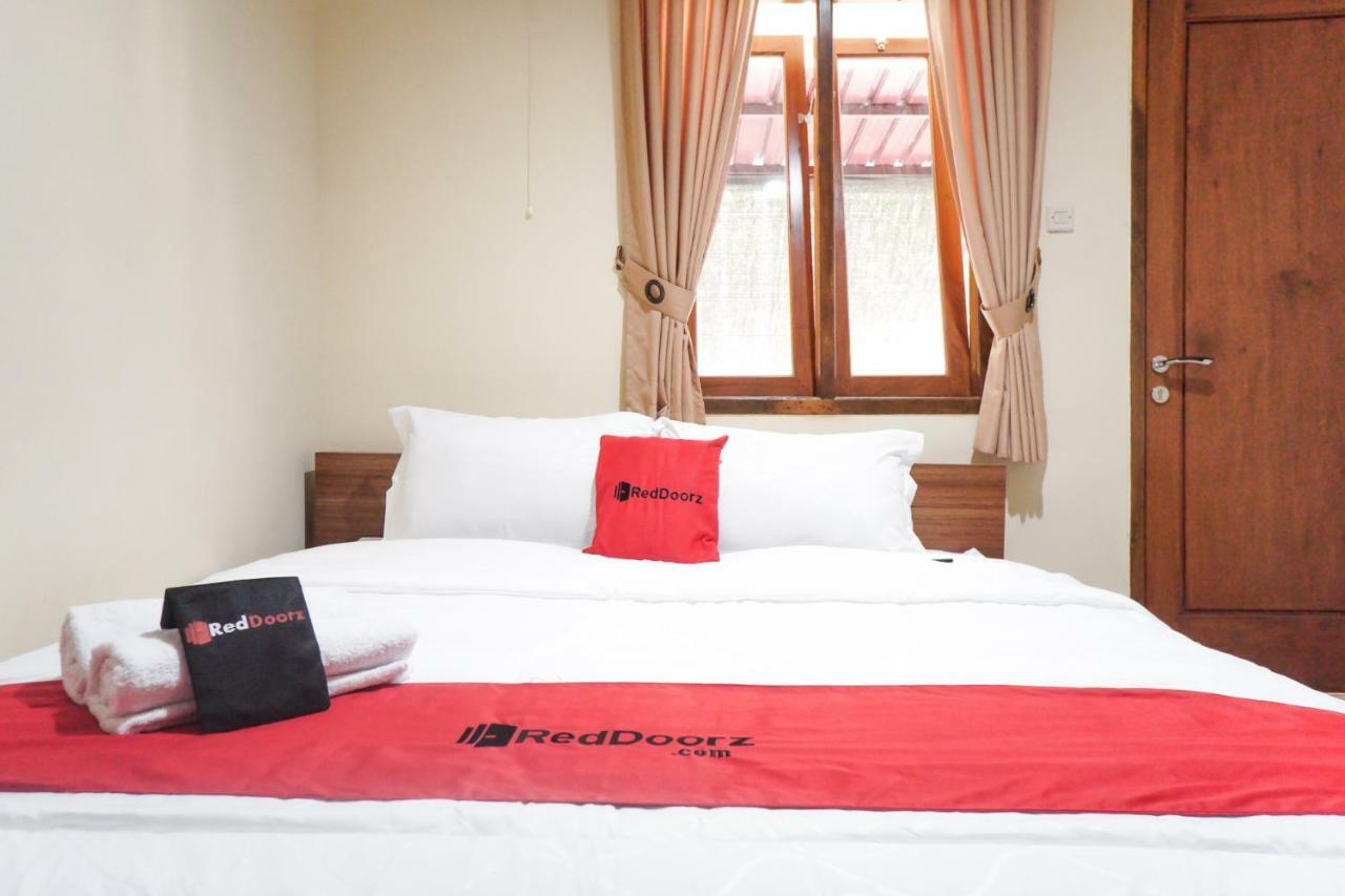Reddoorz Syariah Near Exit Tol Malang Hotel Luaran gambar