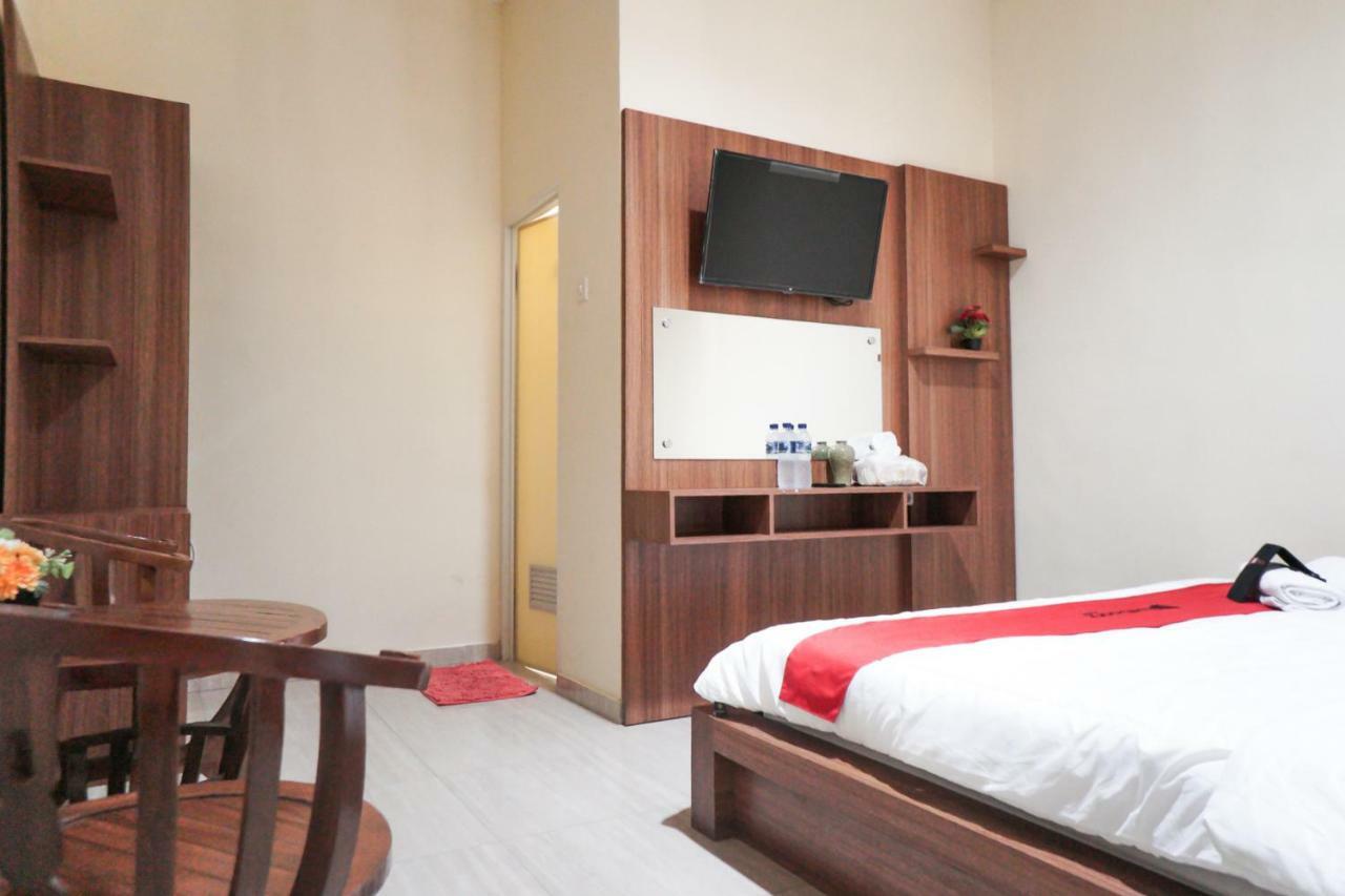 Reddoorz Syariah Near Exit Tol Malang Hotel Luaran gambar